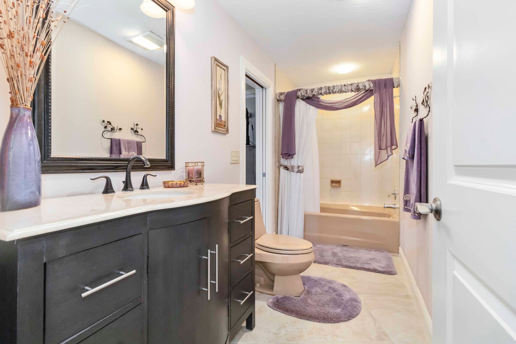 Second-floor bathroom